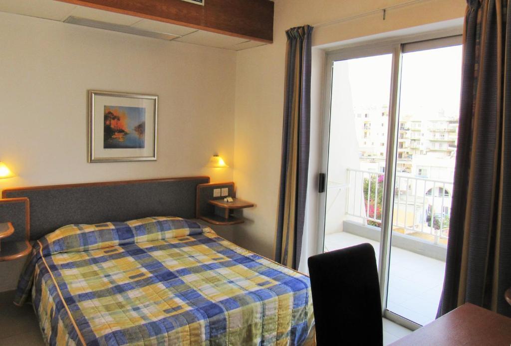 Aparthotel Ax Sunny Coast & 4*